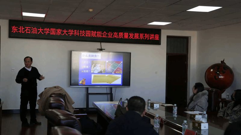 成都版权登记与商标注册：本质区别与实操要点